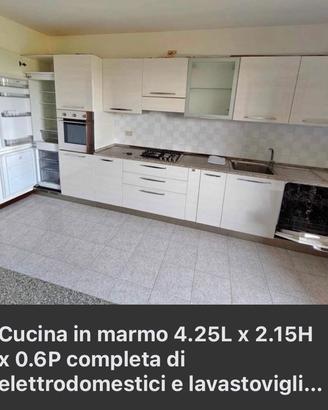  cucina completa di elettrodomestici 