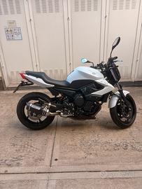 Yamaha XJ6 ABS