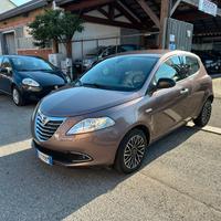 Lancia Ypsilon 1.2 69 CV 5 porte Gold
