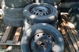 Cerchi in ferro usati R14 e R15