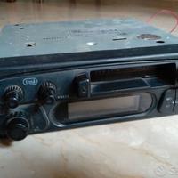 Autoradio vintage a cassetta