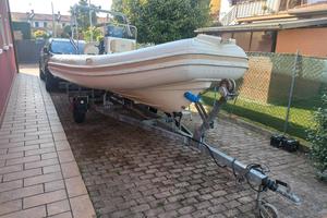 Gommone motore e carrello 