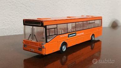 Autobus di linea Mercedes-Benz O405 Cararama 1/60