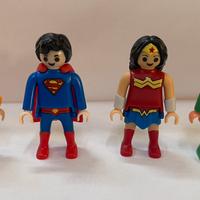 Super eroi DC Kinder
