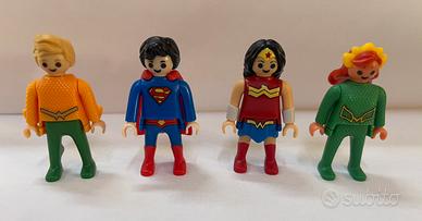 Super eroi DC Kinder