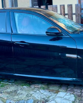 Ricambi Alfa Romeo Giulia 2.2 jtdm 150cv