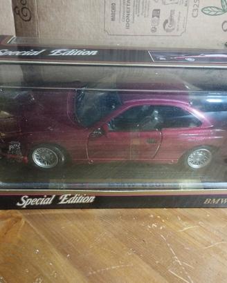 BMW 850i 1990 scala 1/18