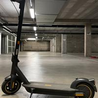 Monopattino elettrico NINEBOT G30 MAX
