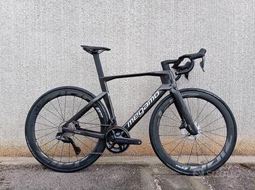Megamo Pulse Tg. L