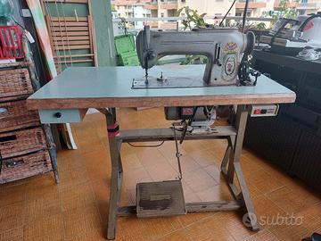 Macchina per cucire industriale VINTAGE