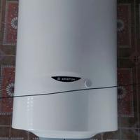 Scaldabagno Ariston 