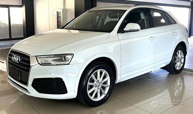 Audi Q3 2.0 TDI 120 CV Business