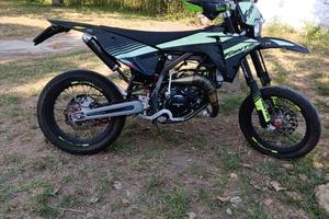 FANTIC 50 supermoterd 2t