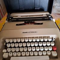macchina da scrivere Olivetti