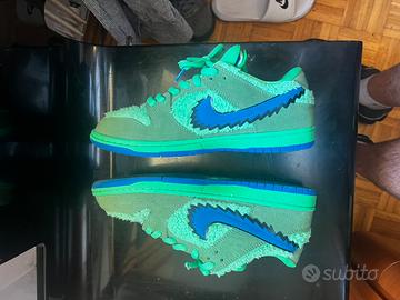 Nike SB Dunk Low Grateful Dead Bears "Green Spark"