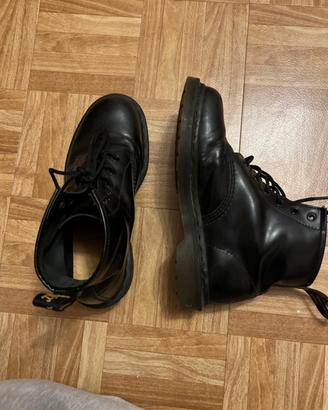 dr martens anfibio
