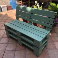 Panca in legno, verniciata