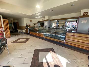 Attività Bar e casa