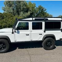Land Rover Defender 110 Td4 2.4