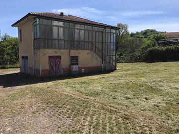 Casa indipendente di 95 m² con 4 locali a Lioni