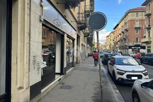 NEGOZIO A TORINO