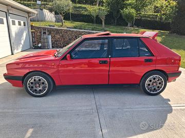 lancia delta hf integrale  16 valevole 