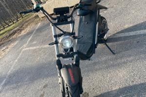 Scooter elettrico E-SCOOTER marca DAYI E Thor 6.0B