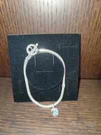 Bracciale con pendente Pandora 