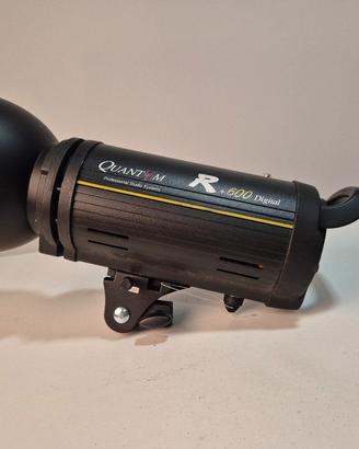 Flash da studio R+600