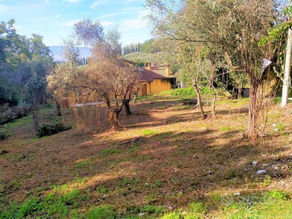 Terreno di 1575 m² a Foligno - Vista 2