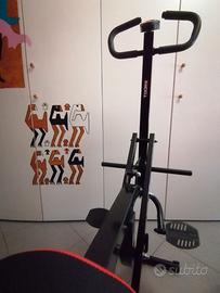 Attrezzo x squat e braccia total crunch