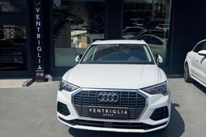 AUDI - Q3 - 35 TDI S tronic Business