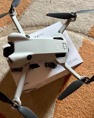 DJI mini 4 Pro Fly more combo + valigetta rigida