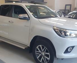 Toyota Hilux 2.4 D 4WD aut.