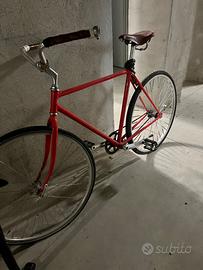 Bici vintage  scatto fisso