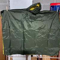 Poncho da pioggia per uomo