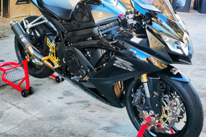 Suzuki GSX R 600 K8