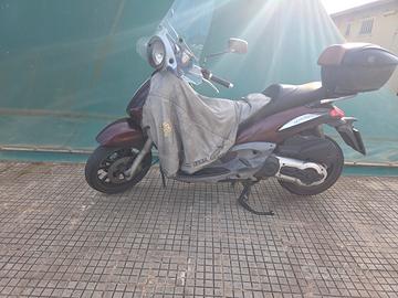 Piaggio Beverly 500