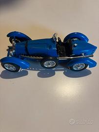 Bugatti Type 59 (1934)  Bburago Made in Italy 1:18