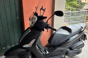Piaggio Beverly 350