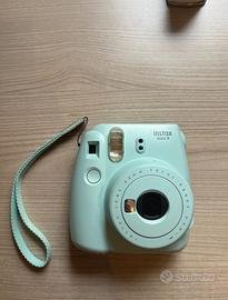 Polaroid Instax mini 9