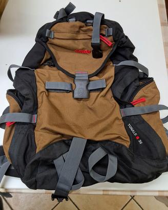 Zaino trekking INVICTA mod Tonale 35 L