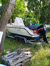 Veloce e stabile motoscafo 7 metri 135 CV