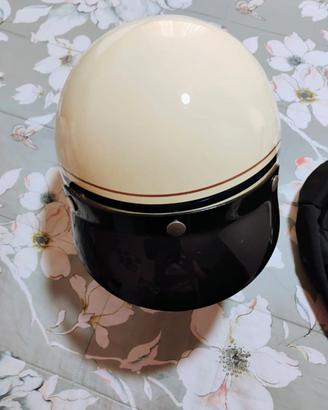 Casco taglia M mai usato