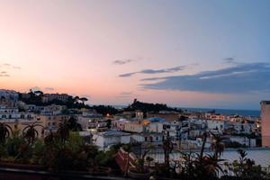 Appartamento Ischia porto centro