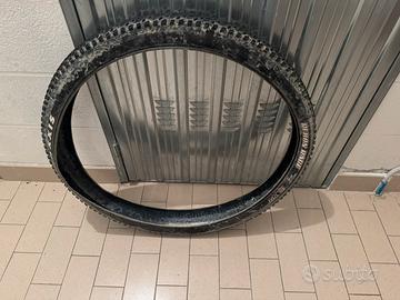 Maxxis rekon race 29x2.40