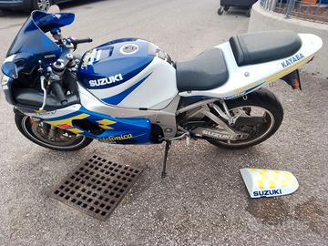 Suzuki GSX-R 750