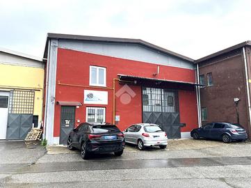 CAPANNONE A TORINO