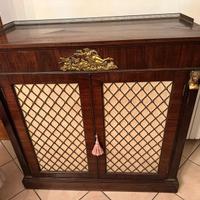 MOBILE HUMIDOR