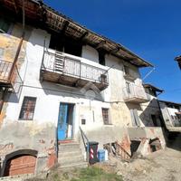 RUSTICO A MONCUCCO TORINESE